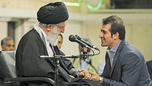 گلایه‌ از برخی مداحان به‌دلیل دست بردن در شعر شاعران