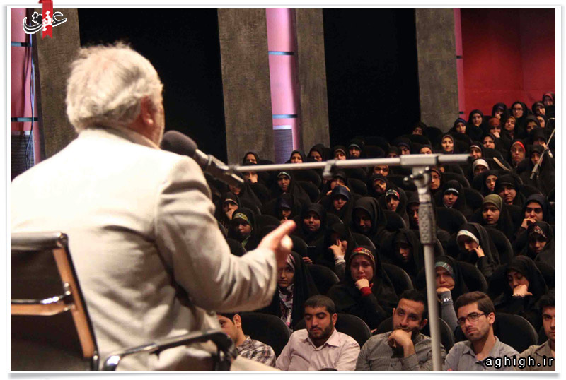 حاج علی انسانی مهمان ویژه کلاس مجردها شد