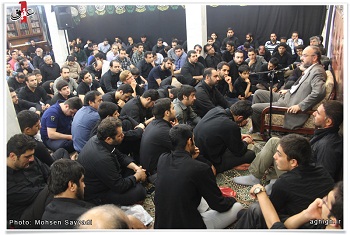 مومن باید جدی و بشاش باشد