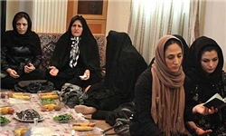 پهن کردن سفره های رنگین بنام ائمه(ع) اسراف است