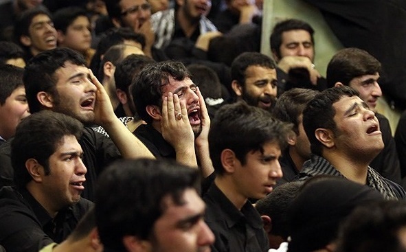 آیت‌الله مظاهری: برخی عزاداری‌ها عجیب و غریب شده است