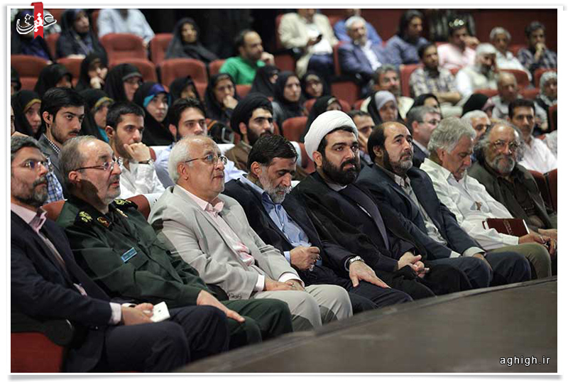 تجلیل از مادران شهدای گمنام در سراسر پایتخت تجلیل از مادران شهدای گمنام در سراسر پایتخت