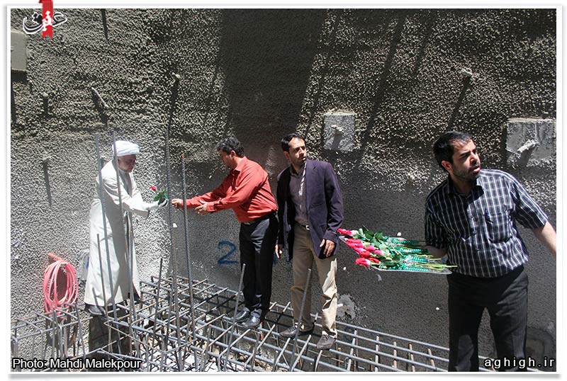 مراسم تربت گذاری و آغاز ساخت حسینیه هیئت عشاق الحسین(ع)