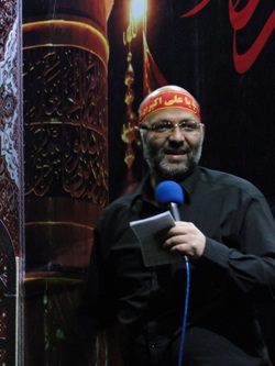 شاعر به‌به و احسنت‌ها در همان به‌به‌ها و چه‌چه‌ها می‌ماند!