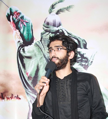 بزرگترین درس از عاشورا این است که هرگز در مقابل ظالم و ظالمان زمان تسلیم نشویم