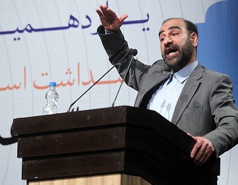 سنگری: مبدع شعر آیینی استاد مجاهدی است