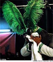 هنر مذهبی و ملی تعزیه حمایت نمی شود هنر مذهبی و ملی تعزیه حمایت نمی شود