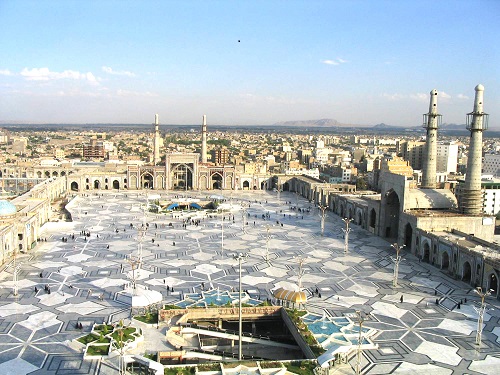 غزل مشهور «من دست خالی آمدم» در وصف امام رضا(ع)+ صوت