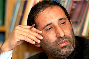 رونمایی از شعر قزوه در مدح امام رضا(ع)