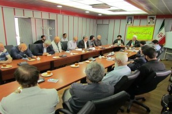 نشست تخصصی مسئولین هیئات مذهبی، کانون مداحان و هیئت امنای مساجد در رشت برگزار شد نشست تخصصی مسئولین هیئات مذهبی، کانون مداحان و هیئت امنای مساجد در رشت برگزار شد