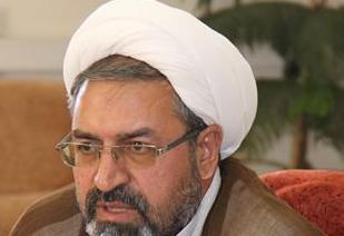 عزاداریها باید از هر گونه خرافه پرستی به دور باشد