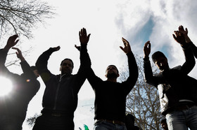 چه افرادی در مجالس عزاداری رفتار ناشایست انجام میدهند؟