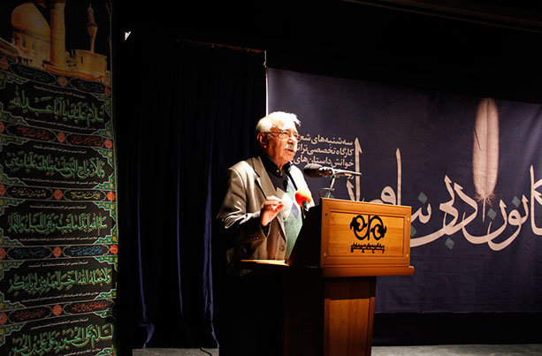 شب شعر عاشورایی «آینه در کربلاست» برگزار شد