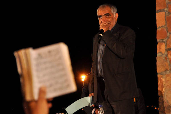 تحریف عاشورا را وارد مداحی‌ها نکنیم