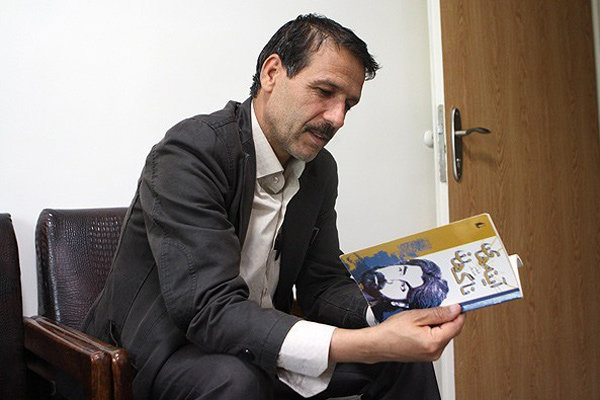 شعر آیینی متولی ندارد 