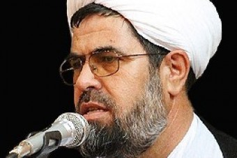 حضرت زینب (س)محور فرهنگ عاشورا است