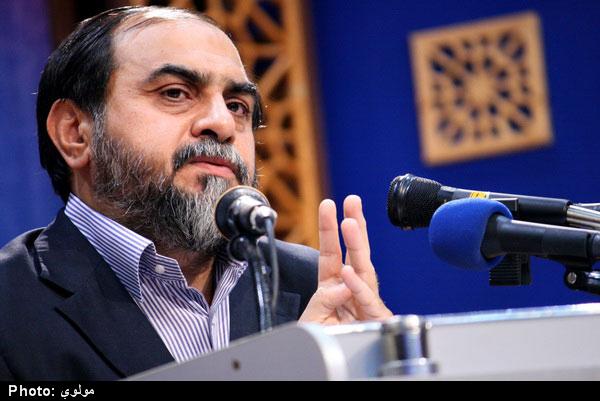 عزاداری یک حرکت عبادی- سیاسی است عزاداری یک حرکت عبادی- سیاسی است