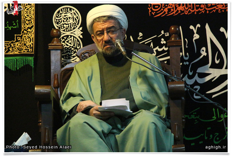 مراسم عزاداری آخرین شب ماه محرم در هیئت روضة الشهدا برگزار شد مراسم عزاداری آخرین شب ماه محرم در هیئت روضة الشهدا برگزار شد