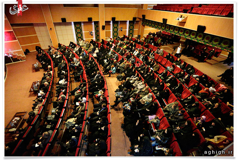 اختتامیه شب شعر بر آستان اشک برگزار شد اختتامیه شب شعر بر آستان اشک برگزار شد