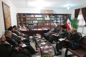 نباید به بهانه مردمی بودن هیئت ها از وظیفه مهم نظارت کوتاه آمد