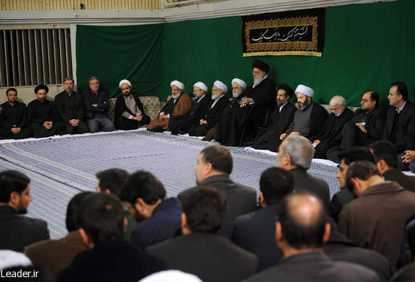 عزاداری دانشجویان با مداحی حاج میثم مطیعی در حضور رهبر معظم انقلاب