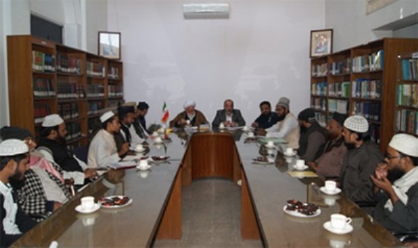 اهل سنت اقامه عزا برای امام حسین(ع) را وظیفه خود می‌دانند