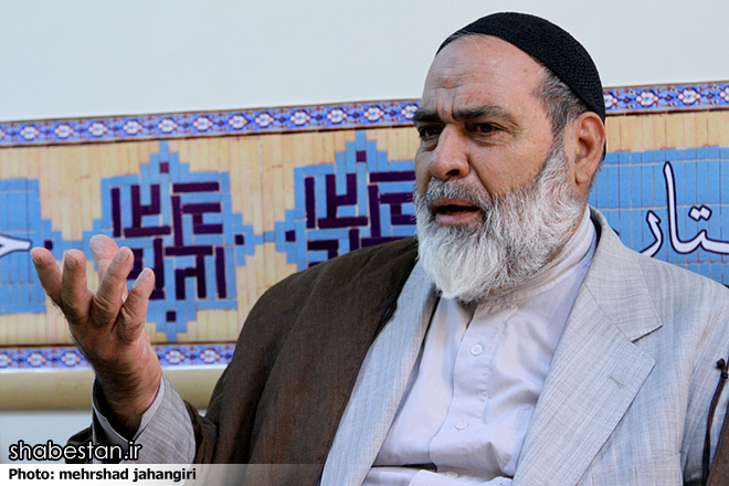 مداحان نوکر امام حسین (ع) هستند نه کاسب امام حسین (ع)!