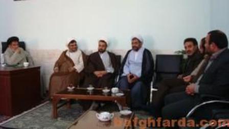 مداحان شعائر اسلامی را رعایت کنند