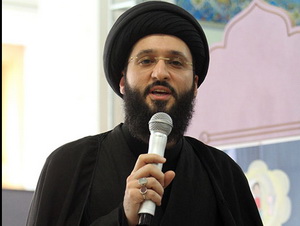 اهداء پرچم حرم حسینی به حرم کریمۀ اهل بیت اهداء پرچم حرم حسینی به حرم کریمۀ اهل بیت