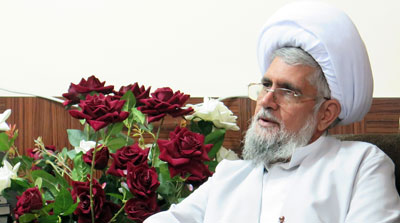 ادب زيارت حسيني را زنده نگه داريد