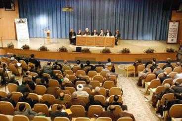 همایش بزرگ مداحان و شعرای آئینی بهارستان برگزار شد