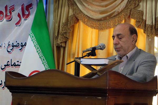 مبارزه با مواد مخدر و اعتیاد در مداحی‌ها و سخنرانی‌های گنجانده شود