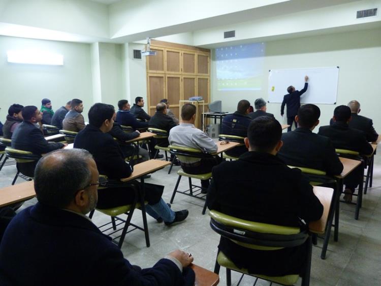 روشنگری مهم‌ترین وظیفه مداحان در جامعه است