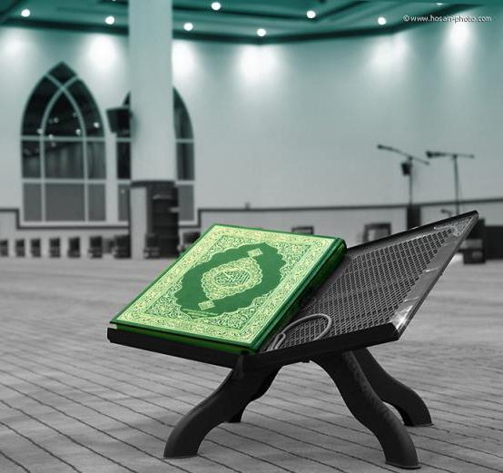 ارائه کتاب‌های پرمحتوا و ارزنده، راهی برای جذب جوانان به مساجد است