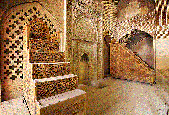 چه کسی اولین منبر سیاسی را در ماه رمضان انجام داد؟