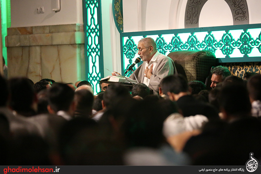 کی گفته هرکسی تو را هر مجلسی دعوت کرد باید بروی؟