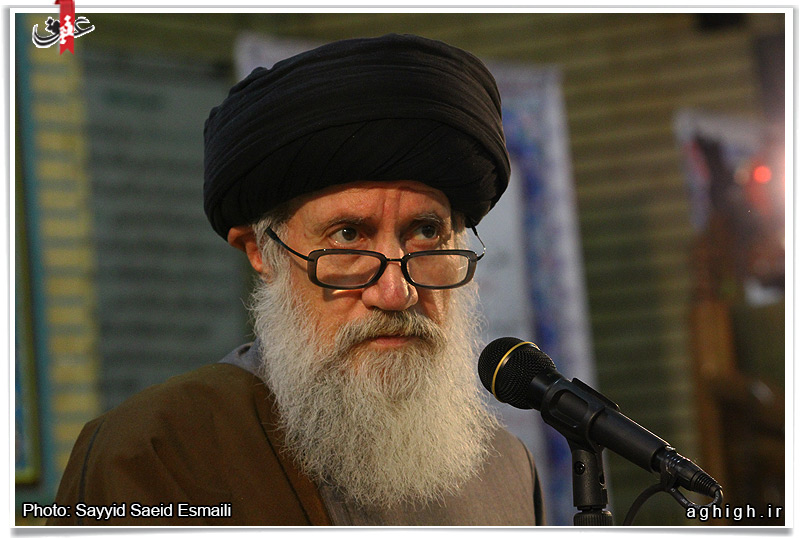 سلسله مباحث سیری در صحیفه سجادیه توسط حضرت آیت الله سید عبدالله فاطمی نیا برگزار می شود سلسله مباحث سیری در صحیفه سجادیه توسط حضرت آیت الله سید عبدالله فاطمی نیا برگزار می شود