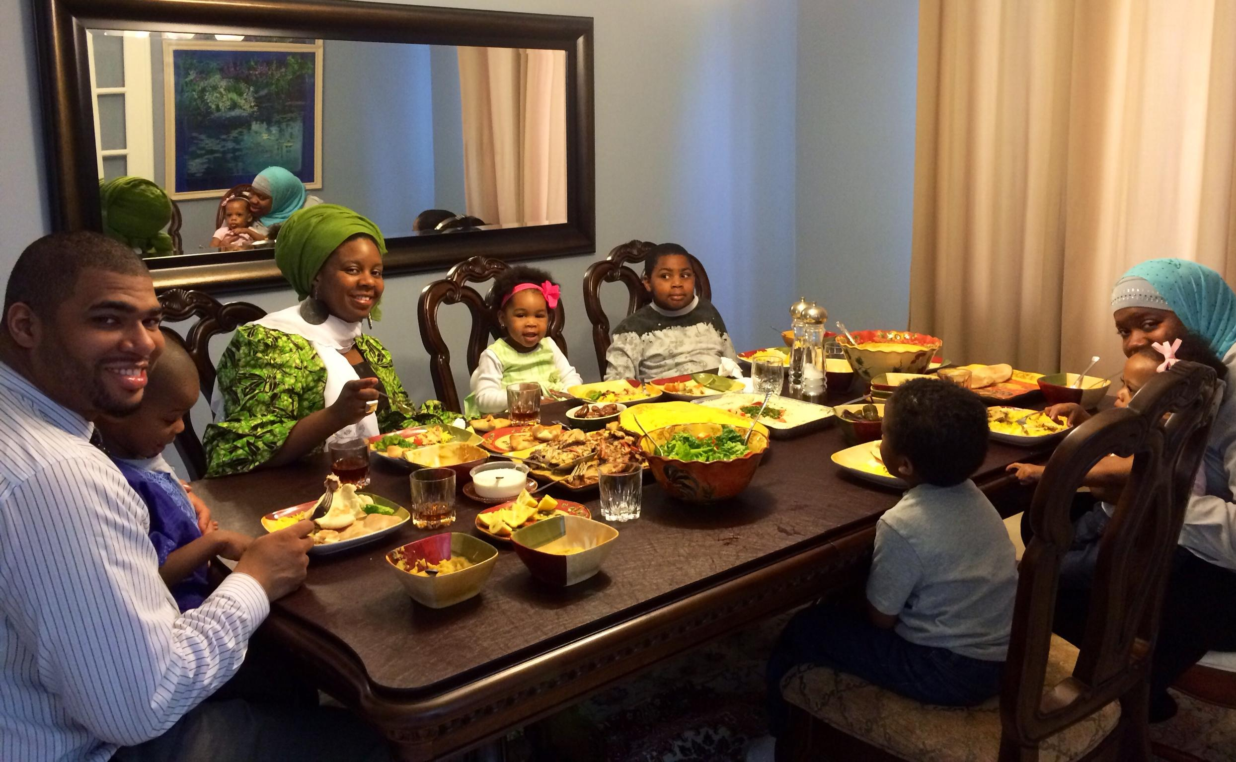 تبلیغ یک شرکت آمریکایی درباره آداب و سنن مسلمانان در ماه رمضان