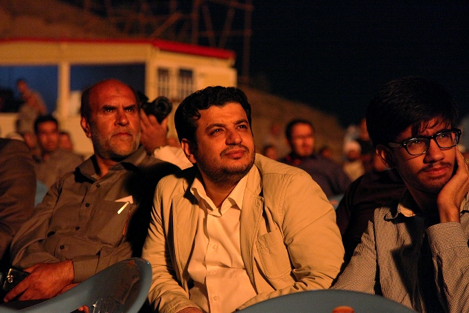 فصل شيدايي از تصاویر زنده و تصویرسازی‌های جذاب بهره می‌برد