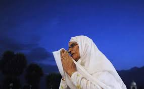 حرمت افرادی که عذر شرعی برای روزه نگرفتن دارند را هم نگهداریم حرمت افرادی که عذر شرعی برای روزه نگرفتن دارند را هم نگهداریم