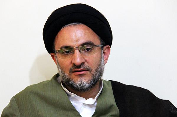 ضرورت افزایش نظارت بر عرضه و چاپ قرآن ضرورت افزایش نظارت بر عرضه و چاپ قرآن