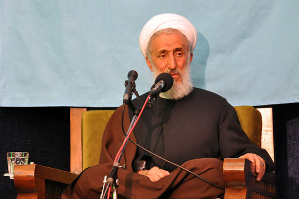 عشق به ائمه باید در مداحی ها پدیدار شود