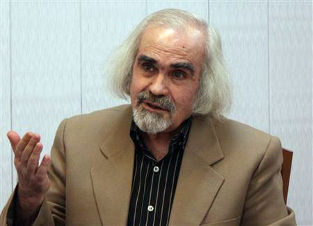 شعر مرتبط با اهل بیت(ع) و امامزادگان بعد از انقلاب بالندگی بیشتر پیدا کرده است