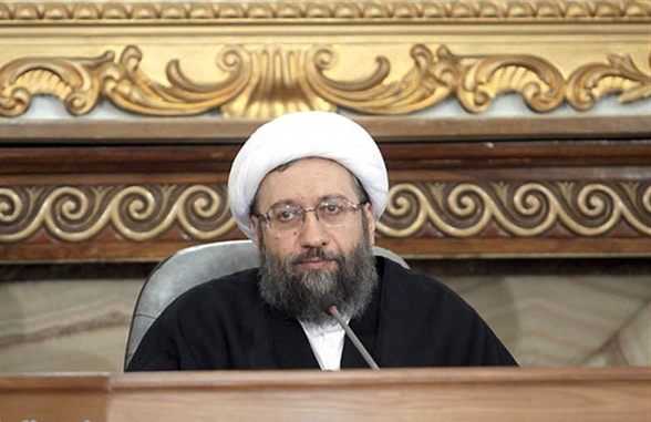 ابعاد سیاسی حج مورد توجه قرار گیرد