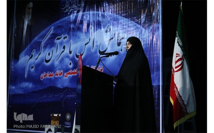 عضویت نماینده مداحان کشور در شورای توسعه فرهنگ قرآنی پیگیری میشود عضویت نماینده مداحان کشور در شورای توسعه فرهنگ قرآنی پیگیری میشود