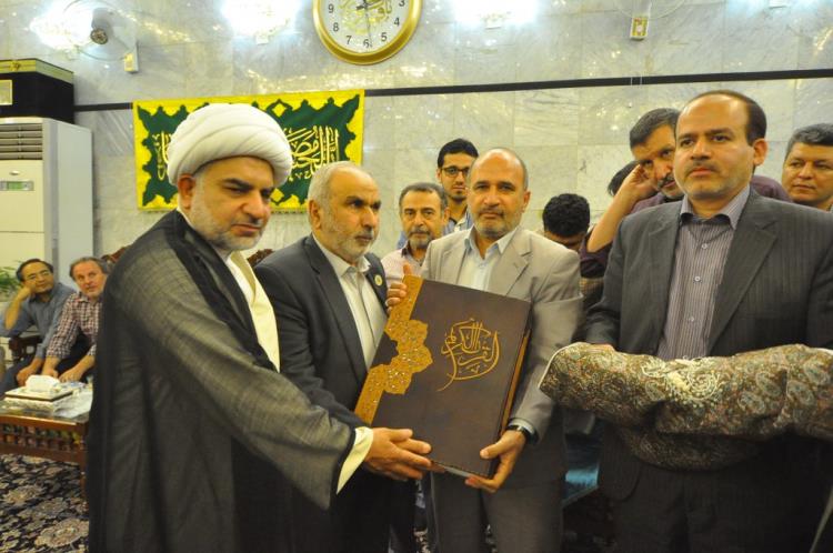 هدیه‌ای از جنس نور به آستان نورانی وفادارترین یار اباعبدالله(ع)