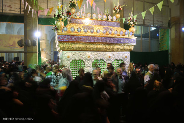 رونمایی از ضریح حبیب ابن مظاهر (ع)  <img src="/images/picture_icon.png" width="11" height="10" border="0" align="top">
