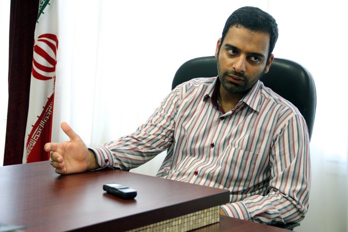 جمع‌آوری ۶۰ شعر درباره فاجعه منا/ شعرهای موسوی‌گرمارودی و قزوه چاپ می‌شود