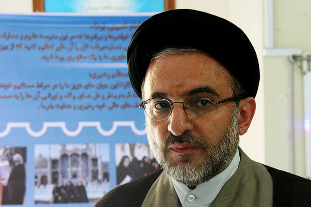 قرآن کریم از برنامه های محوری هیئات مذهبی باشد