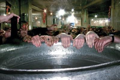 آئین تشت‌گذاری اردبیل به کنگره بزرگ عزاداری تبدیل می‌شود